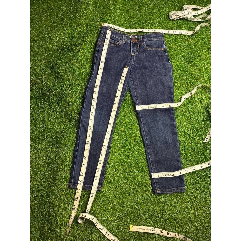 B’gosh Jeans Lot of 2 Size 5T Skinny Super Skinny Dark & Light Wash Cute!!